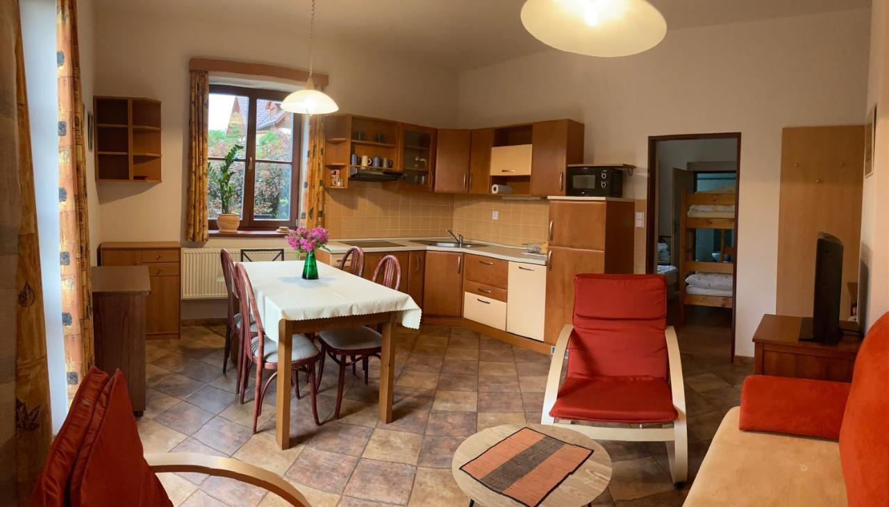 Apartman V Hajich Mala Skala Exterior photo